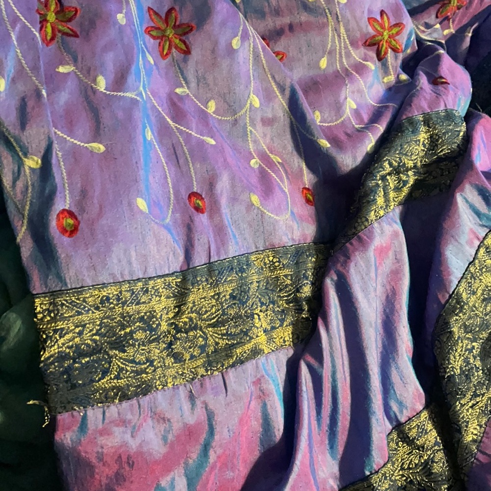 Bedding set topper